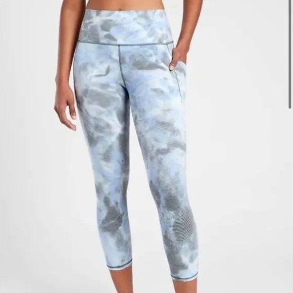 🌈 Athleta Salutation Stash Pocket II Textured 7/8 Tights – Tie-Dye – MP NWT - Picture 1 of 6